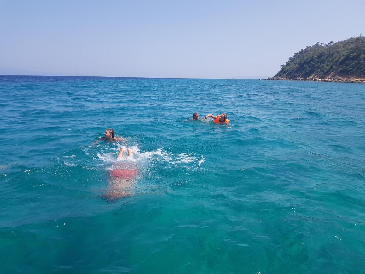 Halkidiki Rooms Néa Fókaia Екстериор снимка