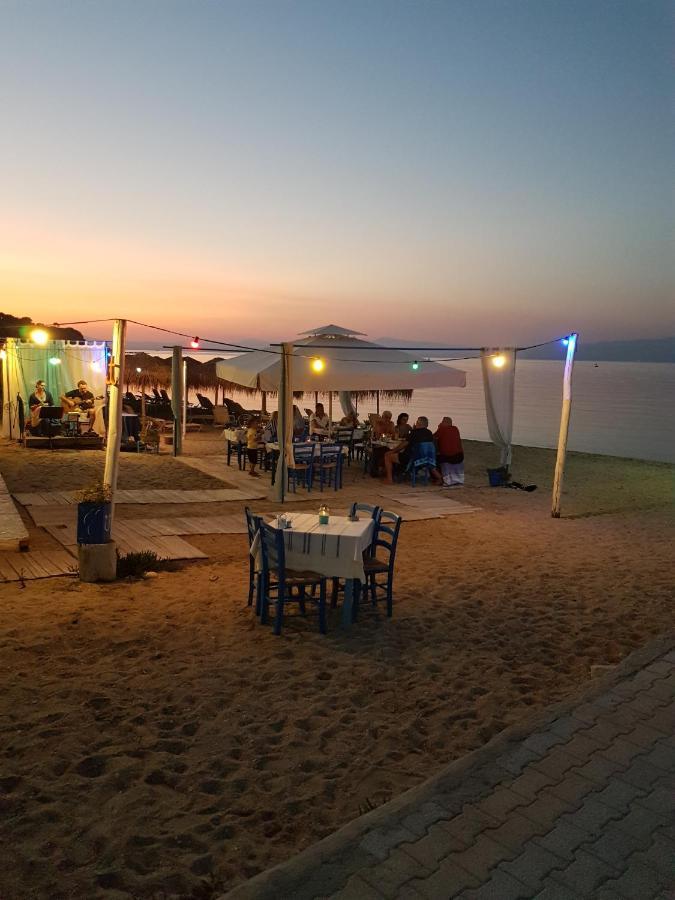 Halkidiki Rooms Néa Fókaia Екстериор снимка
