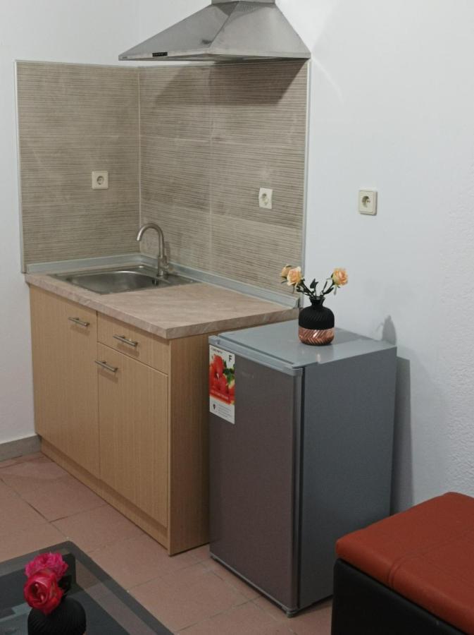 Halkidiki Rooms Néa Fókaia Екстериор снимка